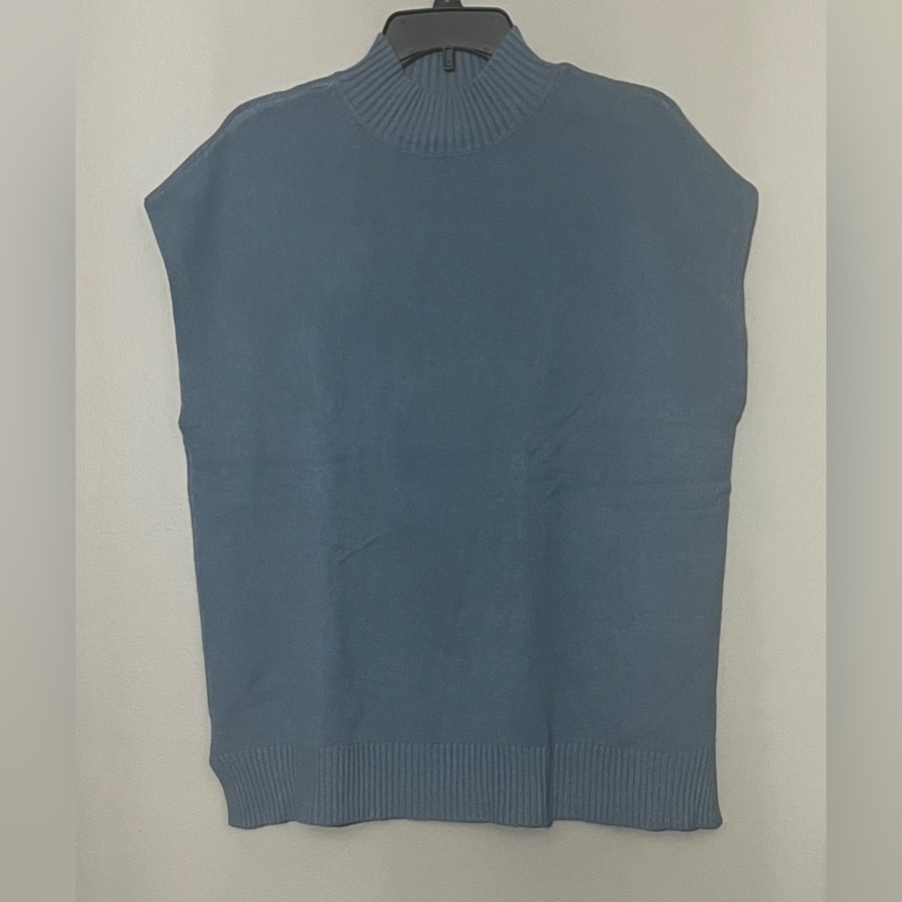 CYRUS blue funnel neck vest